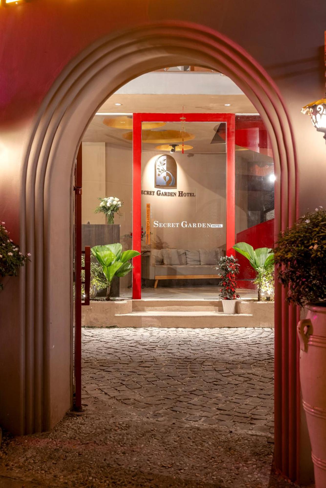 Khách sạn Secret Garden TP. Hồ Chí Minh